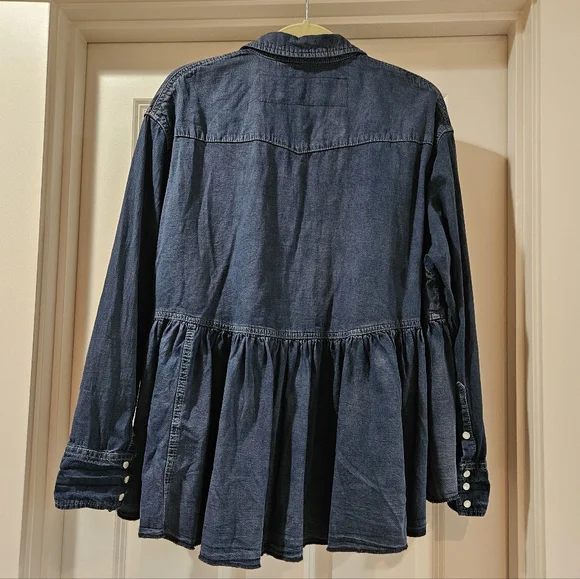 Free People Dylan Babydoll Shacket LS High Low Hem Front Pearl Snaps Blue Sm NWT - Picture 13 of 14